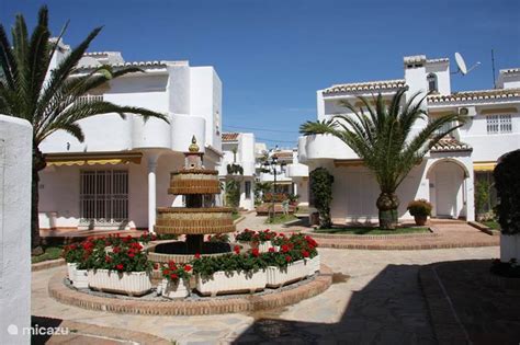 chicas cala|La Casa Chica, Beautiful Holiday Apartment, La Cala De Mijas